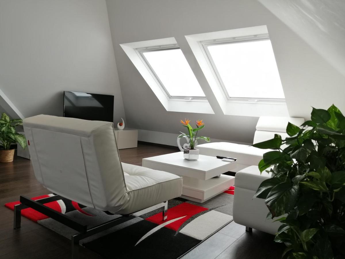 Ruhige Wohnung In Der Naehe Von Frankfurt Kelkheim Ngoại thất bức ảnh
